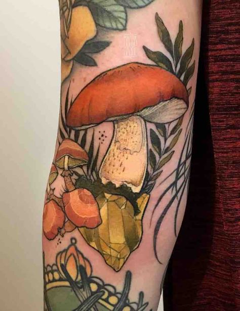 28 Enchanting Mushroom Tattoos – Tattoo Insider Botanisches Tattoo, Mushroom Tattoo, Autumn Tattoo, Kunst Tattoos, Mushroom Tattoos, Theme Tattoo, Botanical Tattoo, 1 Tattoo, Arte Sketchbook