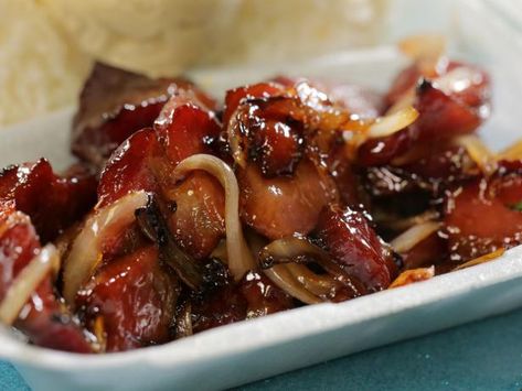 Get Hawaiian Style Smoked Meat Recipe from Food Network Appetizers Meat, Diners Drive Ins And Dives, Hawaii Recipes, Keto Meat, Hawaiian Bbq, Hawaiian Dishes, Hawaiian Sweet Rolls, Smoked Meat Recipes, Smoked Meat