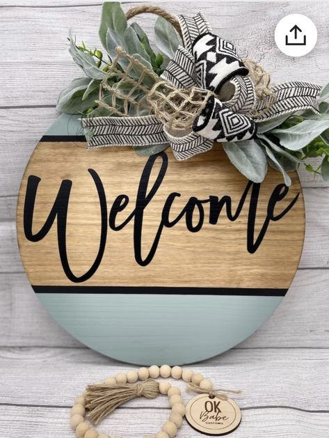 Welcome Door Hanger Ideas, Fall Round Wood Signs Diy, Diy Welcome Sign Wood Circle, Cricut Round Wood Signs Svg, Welcome Wood Wreath, Welcome Fall Signs Wooden Circle, Entry Decoration, Diy Door Hangers, Chalk Couture Round Signs