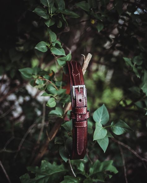 The Ranger Belt: a classic since the 1840s, made in the USA from durable 14 oz. steer hide leather. Featuring a mini roller buckle and Chicago screw construction for easy customization, it never cracks or breaks. Perfect blend of history and reliability. . . #hanksbelts #100yearwarranty#usamade #usaproduct #leatherworks#leatherworking #leatherworkshop#leathercraft#leathergoods#leatherwear #madetolast #builttolast#beltsformen #americanmade#americanbelts#realleather#fullgrainleather #durablegoo... Ranger Belt, Usa Pro, Chicago Screws, Leather Workshop, American Made, Leather Working, Leather Craft, Screw, Chicago