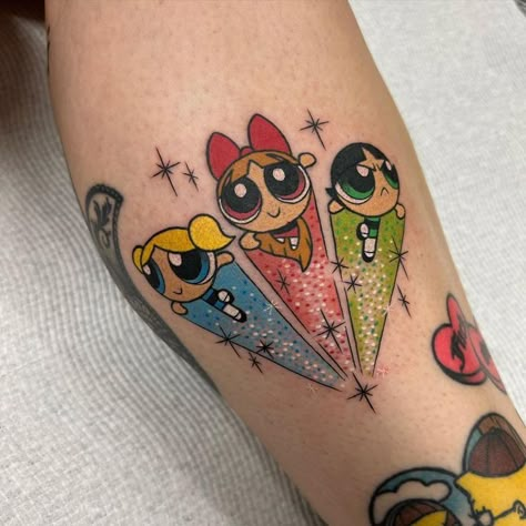 Ppg Tattoo, Powerpuff Girls Tattoo, Hummingbird Tattoo Black, Tattoos Cartoon, Nashville Tattoo, Pop Culture Tattoos, 90s Tattoos, Matching Friend Tattoos, Stylish Tattoo