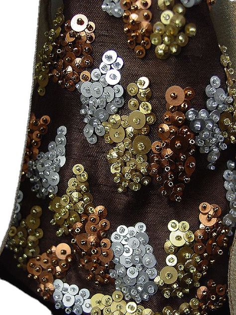 Sparkle Embroidery, Embroidery Fashion Detail, Abstract Embroidery, Hand Beaded Embroidery, Beadwork Embroidery, Bead Embroidery Tutorial, Sequin Embellishment, Couture Embroidery, Basic Embroidery Stitches