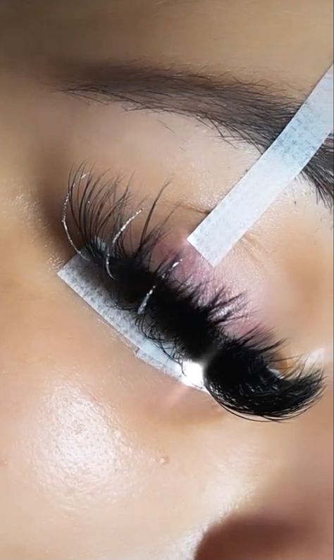 Lashes With Glitter At The End, Eyelash Extensions With Glitter, Lash Extensions With Glitter, Lashes With Glitter, Glitter Eyelash Extensions, Glitter Lash Extensions, Baby Pink Nails Acrylic, Lash Ideas, Glitter Lashes