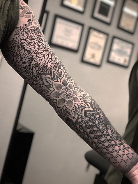 Mandala Arm Sleeve, Mandala Arm, Geometric Tattoo Hand, Mandala Arm Tattoos, Geometric Tattoo Sleeve Designs, Gear Tattoo, Mandala Sleeve, Mandala Tattoo Sleeve, Geometric Sleeve Tattoo