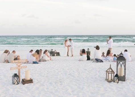 This Couple Had a $500 Beach Wedding and It Was Nothing Short of Stunning   #purewow #decor #advice #money #wedding Budget Beach Wedding, Beach Wedding Themes, Beach Wedding Inspo, Beach Wedding Decorations Reception, Simple Beach Wedding, Beach Wedding Ceremony, Dream Beach Wedding, Wedding On The Beach, Beach Wedding Flowers