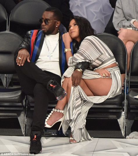 Showing off their love! Sean Combs cuddled while sitting court side at the 2018 NBA All-St... Cassie Ventura, White Stilettos, Sean Combs, Issa Rae, Queen Latifah, Chance The Rapper, Blue Ivy, Yellow Skirt, Style And Grace