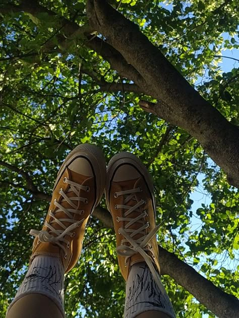 Yellow Converse Aesthetic, Yellow All Star, All Star Aesthetic, Aesthetic Converse, Converse 70s, Converse Aesthetic, Yellow Converse, Cute Converse, Yellow Shoes