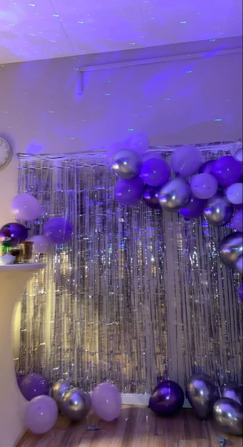 Purple Silver Sweet 16, Glittery Birthday Party, Purple Birthday Theme, Sweet Sixteen Party Themes, Sweet 16 Party Themes, Euphoria Party, Birthday 11, 18th Birthday Party Themes, Purple Birthday Party