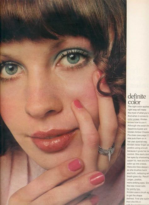 70’s Hair And Makeup, 70s Make Up, 60’s Makeup, 70’s Hair, 60s Makeup, Vintage Editorials, 70s Makeup, 80s Makeup, Makeup Magazine