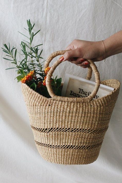 Gifts for the idyllic, nature-lover in your life should have a sense of simple beauty. Here are some of our favorite cottagecore holiday gifts for the season, but they'll work as sweet tokens for your loved ones all year long. #hunkerhome #giftguide #giftideas #cottagecore #cottegecoregifts Common Wildflowers, Joy Decorations, Return To Nature, Cottagecore Gifts, Bolga Basket, Diy Gift Baskets, Daily Practices, Natural Home Decor, Woven Basket