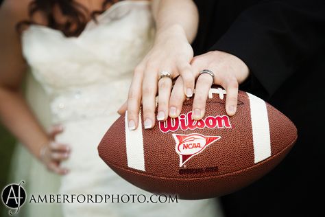 Football Wedding Ideas, Football Wedding Theme, Football Wedding, Football Wife, Engagement Save The Date, Football Couples, Wedding Engagement Ideas, My Best Friends Wedding, Engagement Picture Outfits