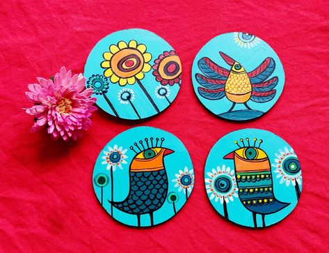 Handpainted tea coasters. Handpainted Coasters Ideas, Madhubani Coaster Designs, Tea Costers Painting, Coster Painting Ideas, Tea Coasters Painting, Tea Coasters Diy Ideas, Tea Coaster Design, Handpainted Coasters, Hand Painted Coasters