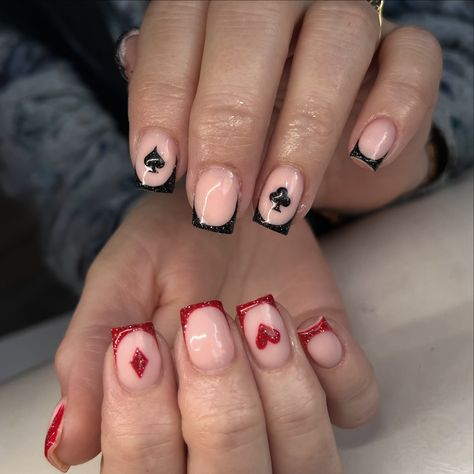 Vegas Nails🤩 Bright Vegas Nails, Cute Nails For Vegas, Las Vegas Inspired Nails, Vegas Nails Design, Las Vegas Nails Ideas, Vegas Nails Ideas, Casino Nails, Las Vegas Nails, Ring Leader