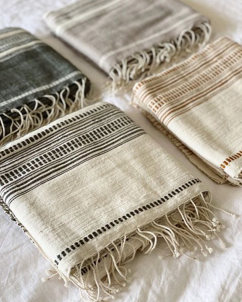 Imprint House on Instagram: “If you’ve been waiting for these beautiful hand-woven throws we are expecting delivery of some more any day now, including the natural/clay…” Contemporary Baskets, Knotted Fringe, Textile Products, Handmade Towel, Diy Weaving, Cotton Throw Blanket, Natural Clay, Woven Throw Blanket, Traditional Weaving