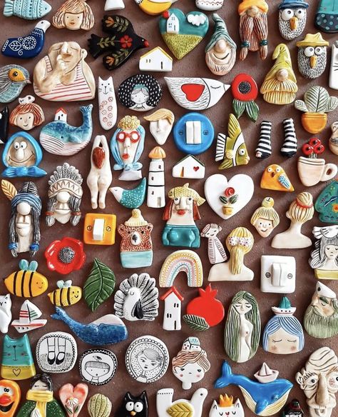 Diy Ceramic Magnets, Cute Clay Ornaments, Air Clay Magnets, Ceramic Magnets Ideas, Clay Polymer Ideas, Cute Clay Magnets, Magnets Clay, Clay Magnet Ideas, Clay Decor