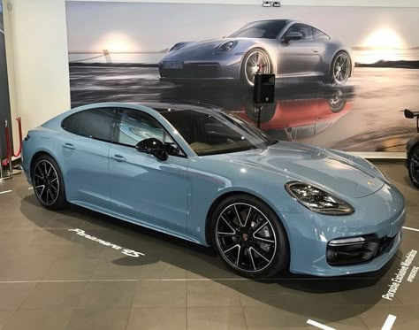 Porsche Panamera Panamera 4s, Mercedes Suv, Cool Dirt Bikes, Old Vintage Cars, Car Goals, Porsche Panamera, Classy Cars, Pretty Cars, Porsche Design