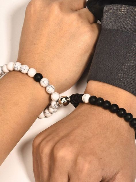 Bracelets personnalisé sur commande 
Couleur : noir / blanc / gris 
Prix : 400Da Magnetic Bracelets For Couples, Valentines Day Gifts Boyfriends, Long Distance Relationship Bracelets, Relationship Jewelry, Relationship Bracelets, Matching Couple Bracelets, Distance Bracelets, Bracelets For Boyfriend, Best Friend Bracelets