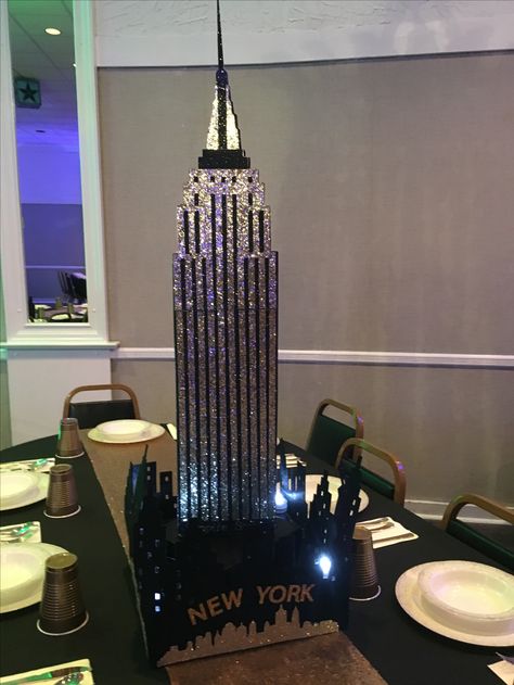 NYC Empire State Building New York Party Theme, Destination Birthday Party, Nyc Empire State Building, New York Theme Party, Broadway Theme, Homecoming Decorations, New York Party, New York City Buildings, New York Theme