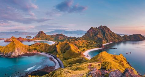 Komodo National Park, Labuan Bajo, Flores, Indonesia 🇮🇩 Labuan Bajo, Komodo National Park, Komodo Island, Komodo Dragon, Ocean Sky, Labuan, Komodo, Lombok, Luxury Yachts