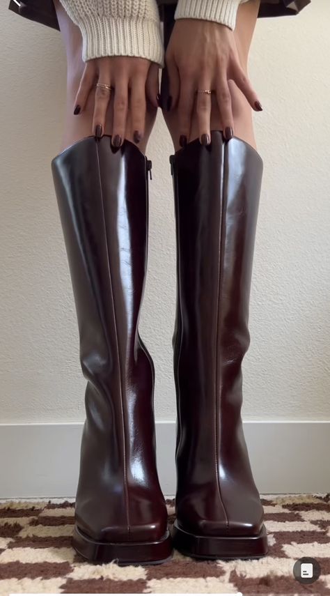 jeffrey campbell Different Types Of Boots, Autumn Footwear, Winter Shoes Aesthetic, Winter Shoes 2024, Brown Boots Aesthetic Vintage, Jeffery Campbell Dagget Boots Outfit, Jeffrey Campbell Cowboy Boots, Jeffery Campbell Boots, Jeffrey Campbell Lita Boots