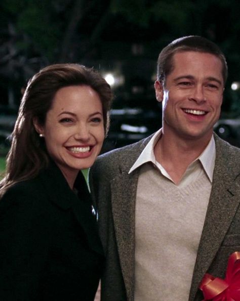 Every Step of Brad and Angelina's Secret Wedding Plan — in GIFs Angelina And Brad Pitt, John Voight, Movie Nostalgia, Brad And Angelina, Secretly Married, Mr And Mrs Smith, Brad Pitt And Angelina Jolie, Mr & Mrs Smith, Secret Wedding