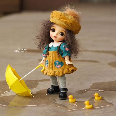 After rain... | Lati yellow Sophie Chu | Simone Albergaria | Flickr Torturi Baby Shower, Bjd Dolls Girls, Baby Wallpaper, Cute Love Wallpapers, Cute Cartoon Pictures, Beautiful Barbie Dolls