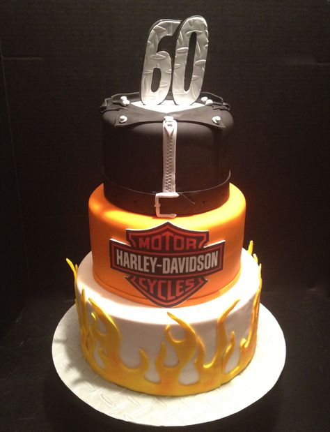 - Harley Davidson birthday cake . All fondant. Harley logo is an edible image. Harley Davidson Birthday Cake For Men, Harley Davidson Party Ideas For Men, Harley Cakes For Men, Harley Davidson Cake Ideas, Harley Birthday Cake, Harley Davidson Cupcakes, Pastel Harley Davidson, Harley Davidson Birthday Party Ideas, Harley Davidson Cakes