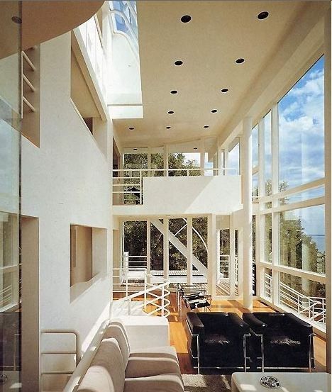 Built by Richard Meier in Harbor Springs, United States with date 1973. Images by Flickr user : AIA. Hovering over the shores of Lake Michigan, the Douglas House was built by Richard Meier in 1971-1973 for Jim and Jean... Neutra Architecture, Richard Meier Architecture, Douglas House, Daniel Libeskind, Richard Meier, Richard Neutra, Harbor Springs, Architects Office, Santiago Calatrava