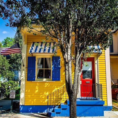 Coop Art, Teal House, Victorian Exterior, Shotgun House, Cottages And Bungalows, Jelly Bean, House Paint, Ceramic Houses, House Paint Exterior