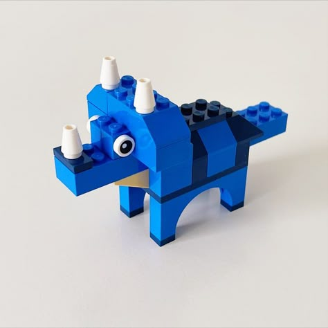 Lego Ideas For Kids, Lego Diy Crafts, Lego Basic, Lego Dinosaur, Easy Lego Creations, Lego Challenge, Lego Building Instructions, Lego Club, Lego Diy