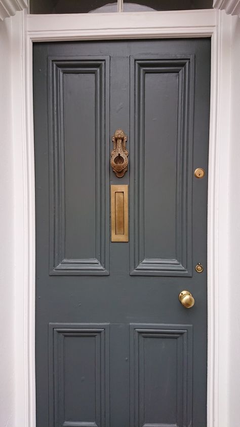 Period Front Door, Main Door Color Ideas, Classic Front Door, Grey Main Door, Anthracite Front Door, Green Composite Front Door, French Grey Composite Front Door, Dark Grey Front Door, Anthracite Front Door Composite