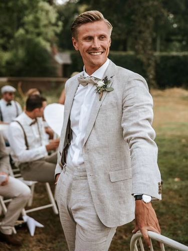 Summer Groom, Linen Wedding Suit, Beach Wedding Suits, Summer Wedding Suits, Wedding Groomsmen Attire, Suits 2023, Mens Wedding Attire, Groom Wedding Attire, Groomsmen Outfits