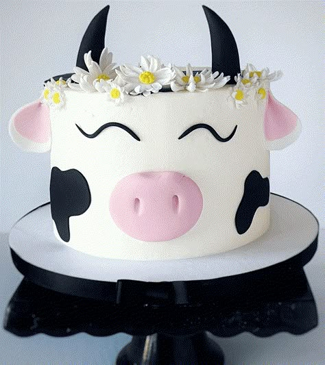 Cow Birthday Cake Ideas, Cow Themed Cake, Cow Birthday Cake, Cow Cake, Cow Birthday Parties, Cow Cakes, Cake Boy, Cake Templates, Farm Cake