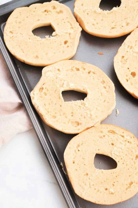 How to toast a bagel in oven perfectly is here. Toasting a bagel without a toaster is possible on a baking sheet or in an air fryer. Pizza Bagels In Oven, Everything Bagel Twists, Baked Bagel Egg In A Hole, 3 Ingredient Bagels Air Fryer, Everything But The Bagel Bread, Air Fryer 2 Ingredient Bagel, Pumpkin Cream Cheese Dip, Cinnamon Bagels, Toaster Oven Cooking