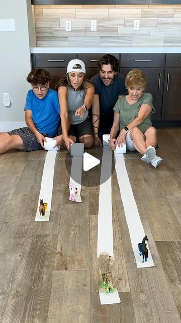 Getti Kehayova on Instagram: "Terrific Toilet Paper Derby 🧻🐎" Toilet Paper Derby, Christmas Game With Toilet Paper, Toilet Paper Race Game, Toilet Paper Derby Game, Toilet Paper Games, Derby Games, Xmas House, Xmas Games, Christmas Toilet Paper