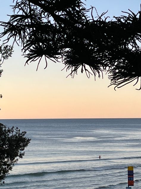 Zoomed in picture of water at Cronulla beach during the sunset Sydney Beach Aesthetic, Cronulla Beach, Pink Beach Australia, Australian Beaches Aesthetic, Sydney Aesthetic City, Sydney Australia Beaches, Beach Sunset Australia, Sydney Beaches, Beach Aesthetic