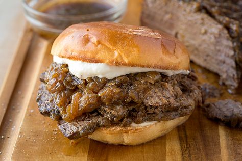 Enjoy the meaty succulence of a tender, beer-braised beef brisket sandwich slathered in a creamy horseradish sauce! Beef Brisket Sandwich, Beer Braised Beef, Creamy Horseradish, Creamy Horseradish Sauce, Beef Brisket Recipes, Brisket Sandwich, Horseradish Sauce, Brisket Recipes, Sloppy Joe