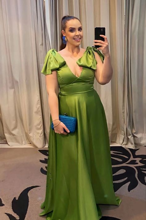 Wedding Guest Gowns, Gown Plus Size, Plus Size Party Dresses, Vestido Plus Size, Dress Drawing, Cocktail Attire, Elegant Dresses For Women, African Design Dresses, Plus Size Dress