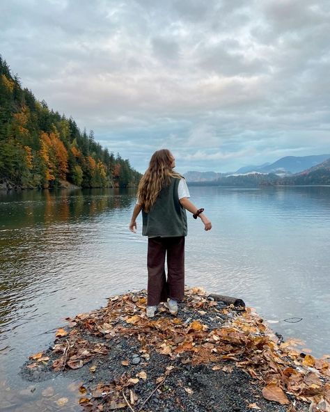 Granola Life, Granola Style, Granola Aesthetic, Outfit Pics, Granola Girl Aesthetic, Fav Place, Girl Shopping, Granola Girl, Nature Aesthetic