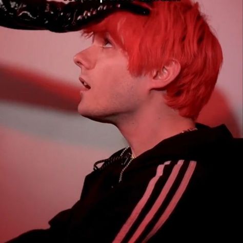 Awsten Knight Red Hair Icon, Awsten Knight Icons, Awsten Knight Funny, Awsten Knight Pfp, Awsten Knight Red Hair, Waterparks Band, Mr Knight, Water People, Awsten Knight