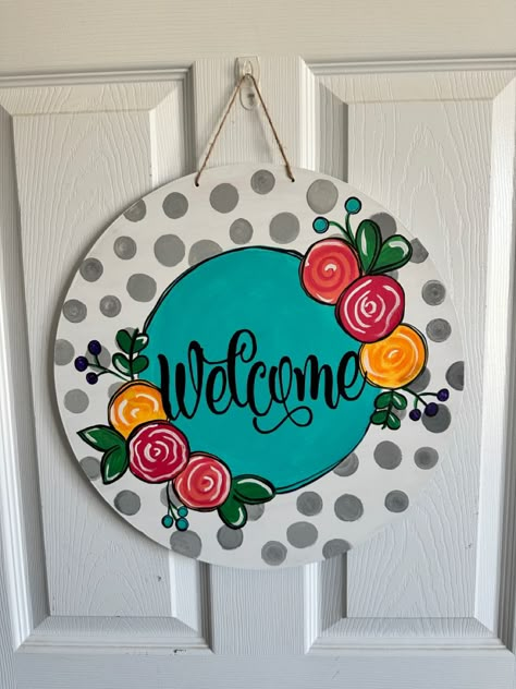 Round Welcome Sign Front Door Diy Ideas, Name Boards Diy Wood Signs, Circle Signs, Cardboard Display Stand, Name Plate Design, Circle Canvas, Door Hangers Diy, Diy Diwali Decorations, Diy Wall Painting