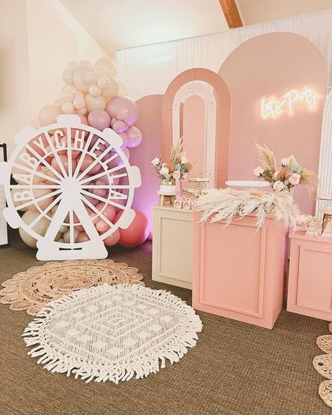 Babychella Party Ideas, Coachella 1st Birthday Party, Coachella Baby Shower Ideas, Babychella Baby Shower Ideas, Coachella First Birthday Party, Babychella 1st Birthdays, Coachella Birthday Party, Coachella Theme Party, Coachella Theme