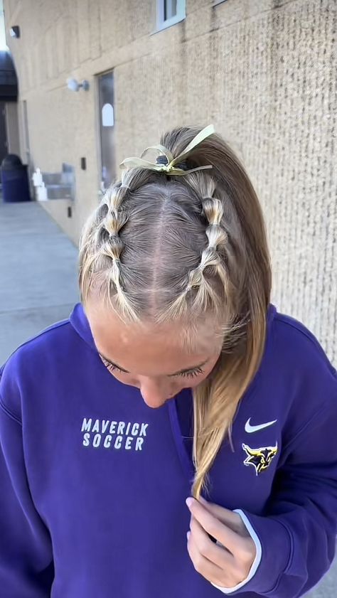 Good Basketball Hairstyles, Basketball Hair Styles Easy, Braid Volleyball Hairstyles, Updos For Medium Length Hair Sports, Track Girl Hairstyles, Basketball Gameday Hairstyles, Sport Girl Hairstyles, Soccer Hair With Pre Wrap, Cute Easy Basketball Hairstyles