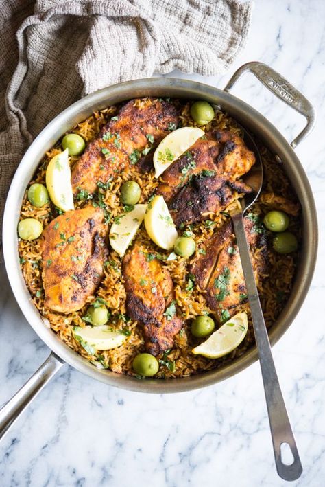 Moroccan Chicken & Rice Skillet Chicken Rice Skillet, Rice Skillet Meals, Fed And Fit, Rice Skillet, Healthy Rice, Moroccan Chicken, Healthy Living Recipes, Easy One Pot Meals, Chicken And Rice