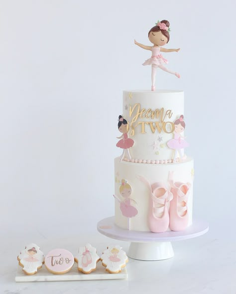 Ballerina Cake Ideas - A Pretty Celebration Ballerina 3rd Birthday Party, Tutu Cake Ideas, Ballerina Birthday Theme, Ballet Birthday Party Cake, Ballet Themed Birthday Cake, Ballet Themed Cake, Ballerina Theme Cake, Tutu Birthday Cake, Tutu Cute Birthday Party