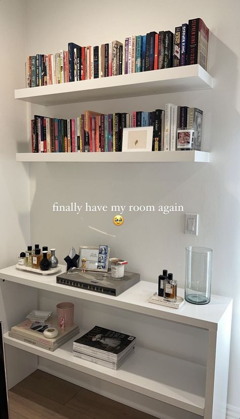 Bookshelf In Front Of Bed, Tall Glass Shelf Decor Living Room, Book In Room Ideas, Shelf On Bedroom Wall, Above Desk Bookshelves, Room Decor Bedroom Shelves, Small Room Shelves, Shelves In Bedroom Decor, Closet Book Shelf Ideas