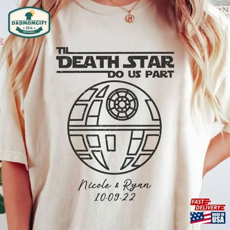 Star Wars Engagement Announcement, Star Wars Groomsmen Proposal, Star Wars Bride, Star Wars Wedding Shower Ideas, Star Wars Engagement Party, Wedding Ideas Star Wars, Star Wars Bachelorette Party, Star Wars Couple Shirts, His And Hers Disney Shirts