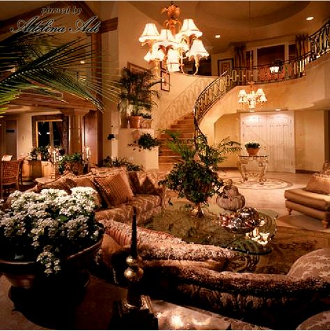 interiors Vintage Mansion Living Room, 90s Mansion Aesthetic, Early 2000s House Interior, 2000s Home Interior, 90s House Aesthetic, 80s Luxury Interior, 80s House Decor, 80s Mansion, The Menendez Brothers