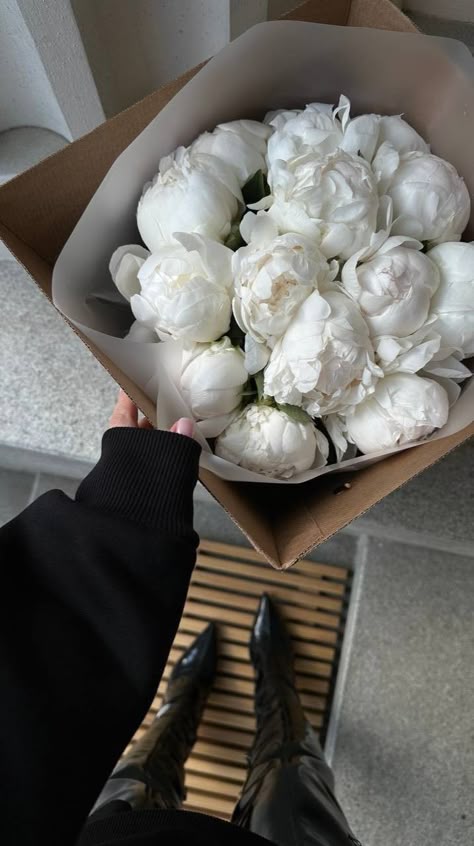 Nothing But Flowers, Peonies Bouquet, Flower Therapy, Beautiful Bouquet Of Flowers, Luxury Flowers, Beautiful Bouquet, Future Life, 2024 Vision Board, 2024 Vision