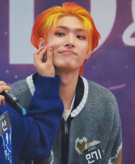 Mingi Orange Red Hair, Fire Hair, Mingi Ateez, Song Mingi, Faded Hair, Hot Kpop, Song Min-gi, Yellow Hair, Long Blonde Hair